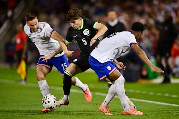 Jordan Bos takes on two Americans.