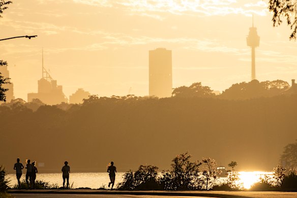Sydney’s temperature is set to hit 39 degrees on Saturday. 
