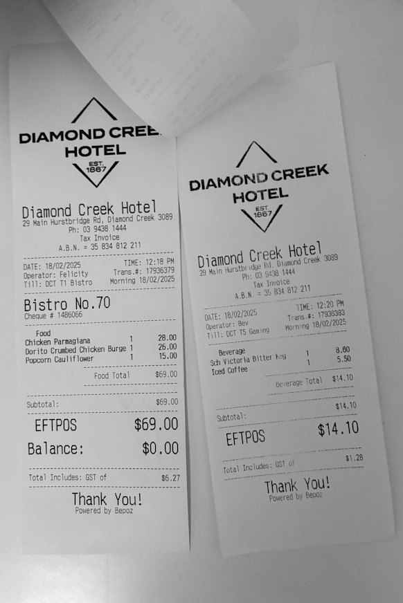 The Diamond Creek Hotel is the sort of place where you order food at a counter and drinks separately at the bar. 
