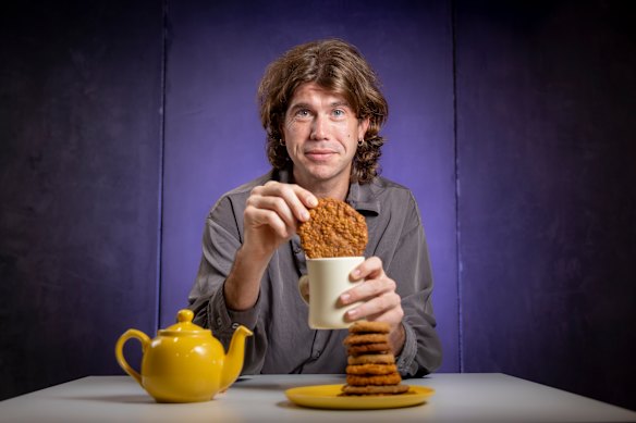Frank Sweet puts Anzac biscuits to the taste test.