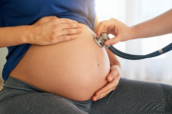 The best option for pregnant women is not to drink alcohol at all.