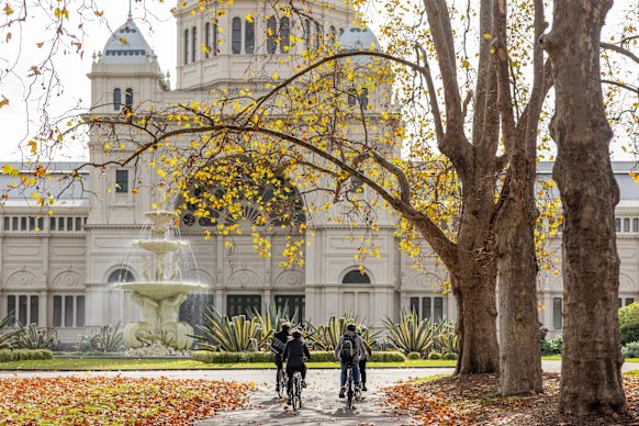The Royal Exhibition Building combines elements from the Byzantine, Romanesque, Lombardic and Italian Renaissance styles.