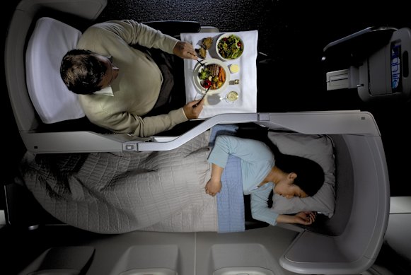 Alternate backward-facing seats, such as these British Airways examples, are known as the yin-yang formation.
