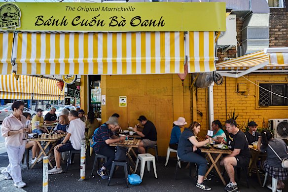Late afternoon at Banh Cuon Ba Oanh.