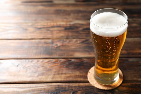 You can still enjoy a beer, just sin alcohol.
