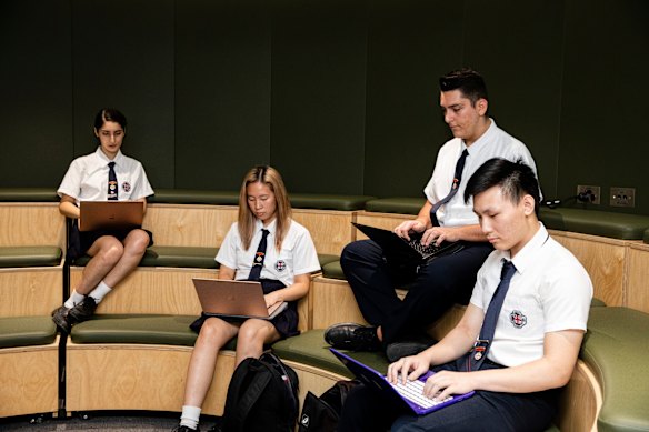 Students at work in one of Arthur Phillip’s iHubs.