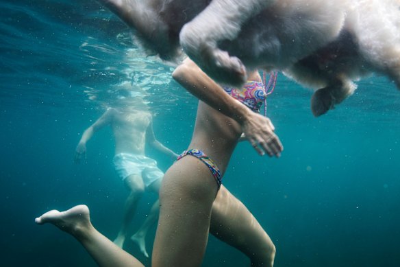 Swimsuits should be practical, comfortable, quick-drying and useful.