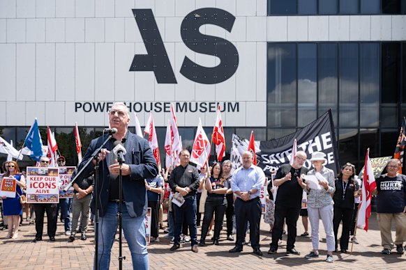 Public Service Association members protest at the Ultimo museum in early 2024.