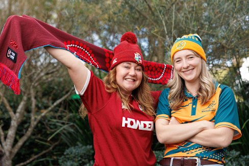  Rebecca Grice, left, supports British and Irish Lions while close friend Georgia King is a Wallabies fan.
