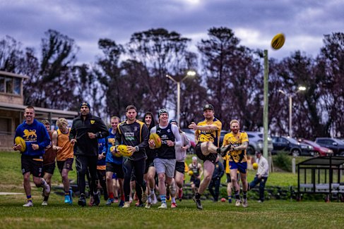 Harcourt’s senior side prepares for Sunday’s semi-final against Navarre.