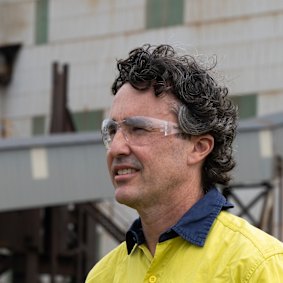 Having taken the job only six months ago Rio Tinto boss Simon Trott seems to be prepared to provide sufficient concessions to Glencore to progress merger talks.