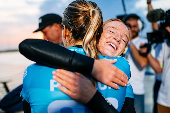 Molly Picklum and Caity Simmers embrace after a tense final in Abu Dhabi earlier this year.