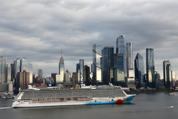 In New York, legislation against diesel-powered cruise ships is under consideration following complaints from locals about the pollution from the 200 cruise ships that dock in the harbour annually.