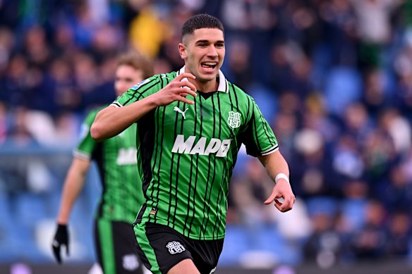 Cristian Volpato in action for Sassuolo.