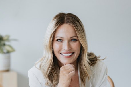 Bestselling author Sally Hepworth.