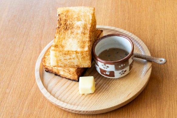 Fluffy shokupan toast with Earl Grey jam.