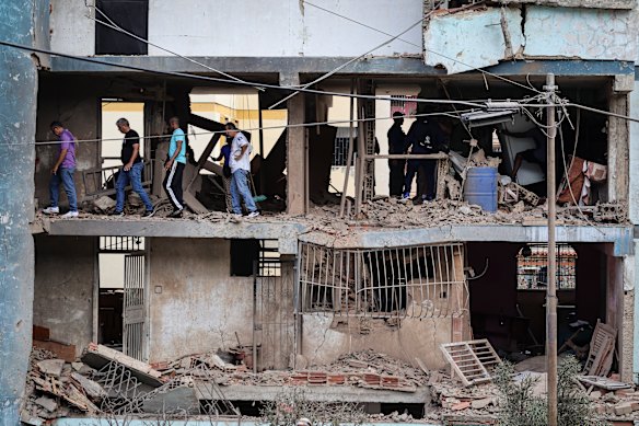 An apartment building in the Soublette neighborhood that, according to residents, was damaged during the US operation.