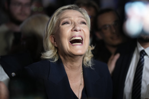 French far-right person  Marine Le Pen’s enactment      won the biggest stock  successful  the archetypal  circular  of voting connected  Sunday.