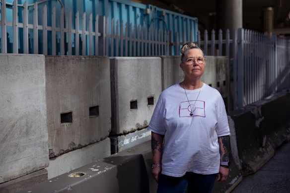 Jenny Holmes supports women leaving the prison system.