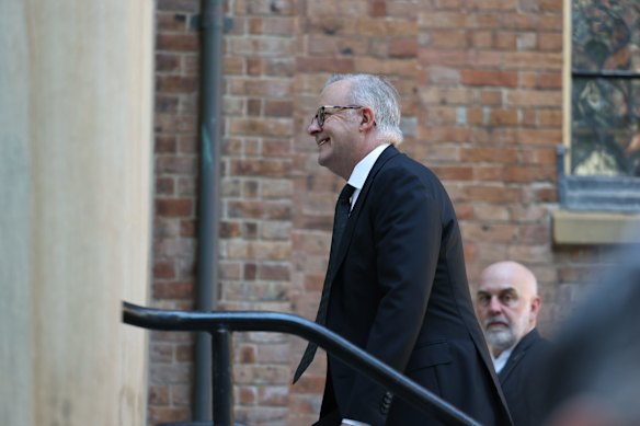 Albanese will deliver the eulogy.