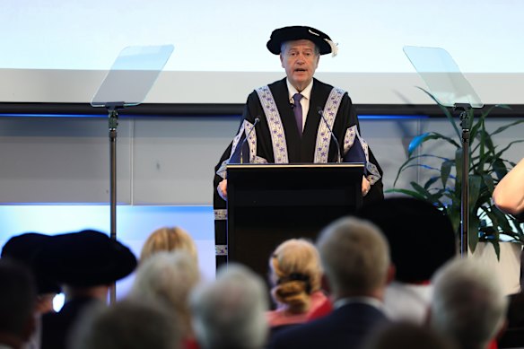  University of Canberra vice chancellor Bill Shorten.