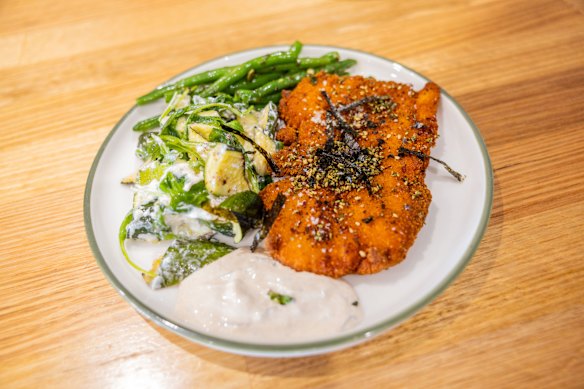 Karaage chicken with green beans.