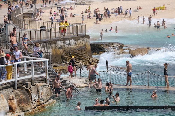 Sydney’s Christmas Day festivities could be hampered by showers and cloudy weather.