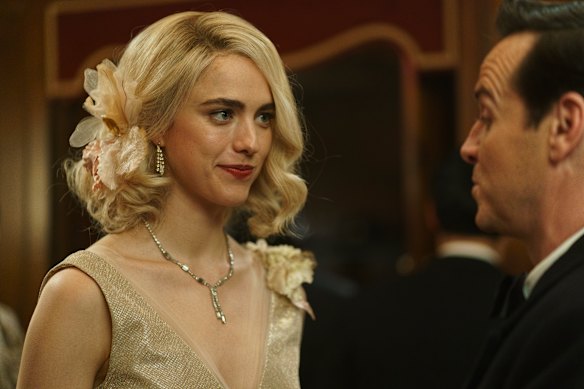 Margaret Qualley and Andrew Scott in Blue Moon.