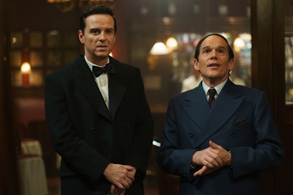 Andrew Scott and Ethan Hawke as Rodgers and Hart in Blue Moon.