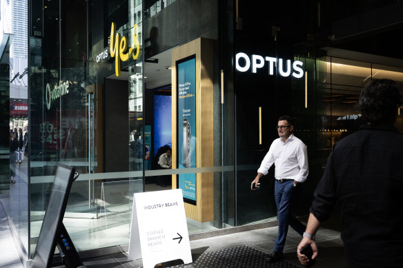 Customers were left in the dark after Optus experienced an outage across the entire country last week.