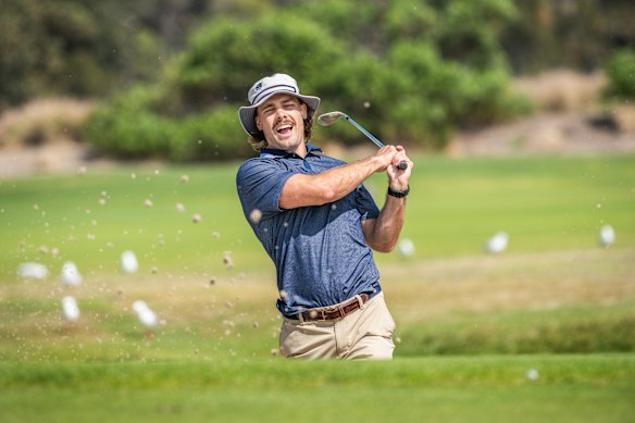 Ryan Papenhuyzen takes a shot from the bunker. 
