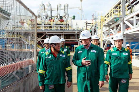 Prime Minister Anthony Albanese with Singapore LNG Corporation chief executive Leong Wei Hung during a tour of the facility on Jurong Island on April 10.