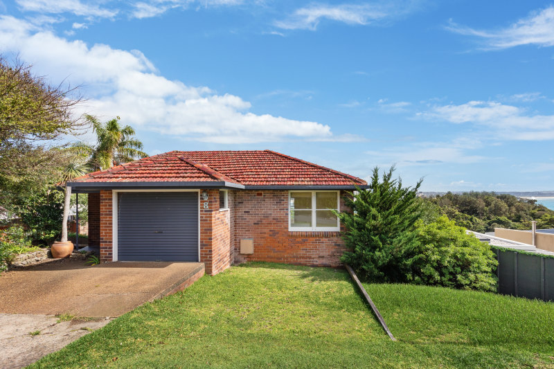 The four-bedroom house on 950 square metres sold for just shy of $20 million.