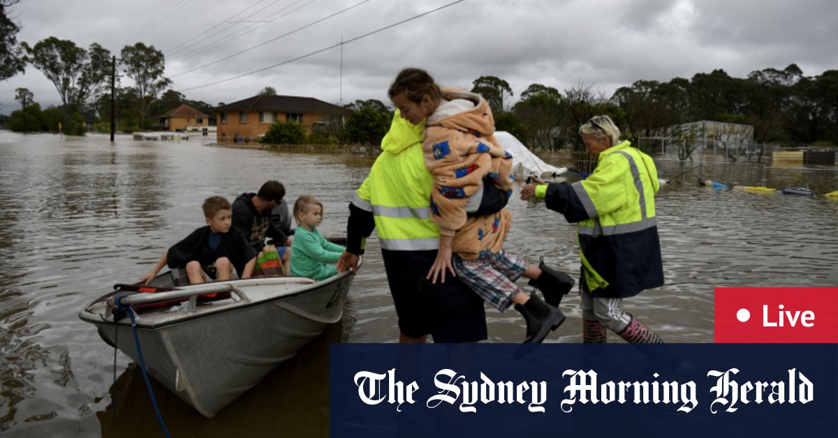 Nick Kyrgios charged with assault;  Sydney flood risk rises, RBA raises interest rates;  Anthony Albanese backs fourth dose of COVID vaccine;  NSW disaster payments available tomorrow;  Suspected Highland Park shooter identified