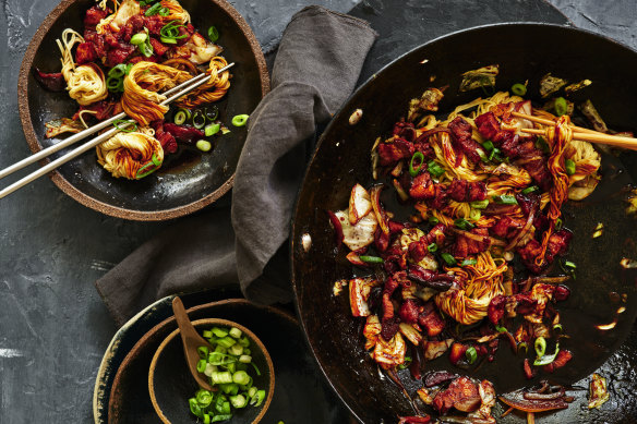 Pork and cabbage yakisoba.