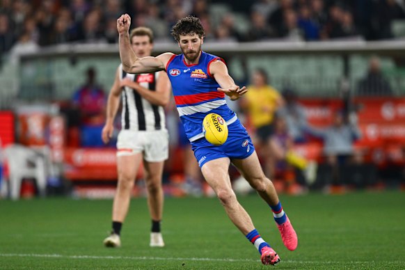Marcus Bontempelli put in another true captain’s game.