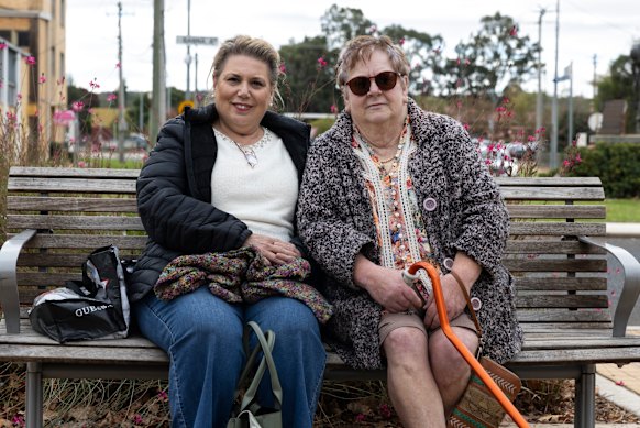 Lucy Mian and Karen Roberts say they will both be voting for One Nation in the Farrer byelection.