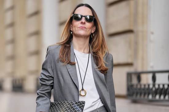 Paris-based digital strategist Alba Garavito Torre models tee-plus-blazer chic.