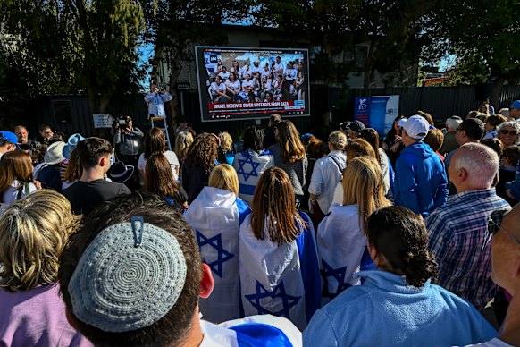 About 200 people gather at the Beth Weizmann Jewish Community Centre to mark the release of the hostages from captivity in Gaza.