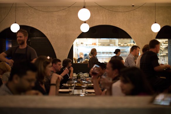 Ester, Chippendale.