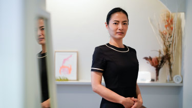 Asako Shimmura, propriétaire du Salon Juan. 