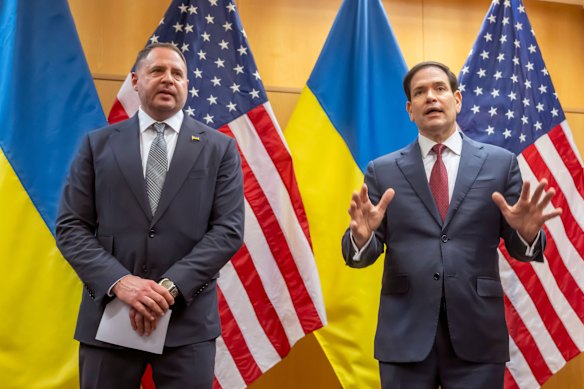 Rubio (right) speaks to reporters in Geneva alongside Ukraine’s head of presidential administration Andriy Yermak.