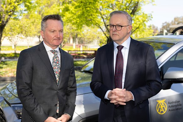 The messages from climate Minister Chris Bowen and Prime Minister Anthony Albanese are mixed. 
