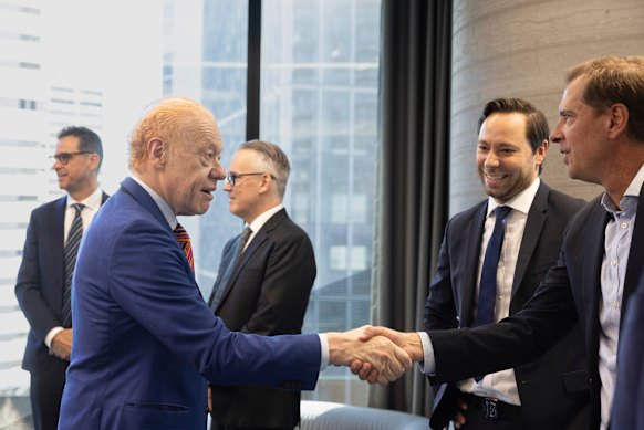 Visy chairman Anthony Pratt greets Unilever chief Nick Bangs at the 2025 Recycling Roundtable.