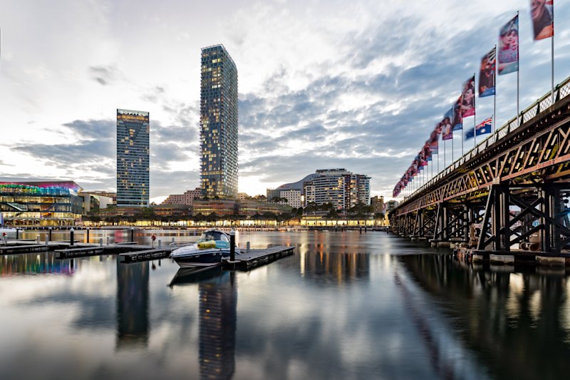 Mitsubishi Estate Asia has taken a half-stake in Mirvac’s $2.3 billion Harbourside redevelopment (centre tower) in Sydney’s Darling Harbour.