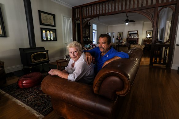 Chris and Gordon Ogilvie at home in Upper Plenty. After a summer of powerful bushfires, firefighters, policymakers and bushfire survivors have reflected on how the improvements in communication and cultural shifts prompted by Black Saturday saved lives.