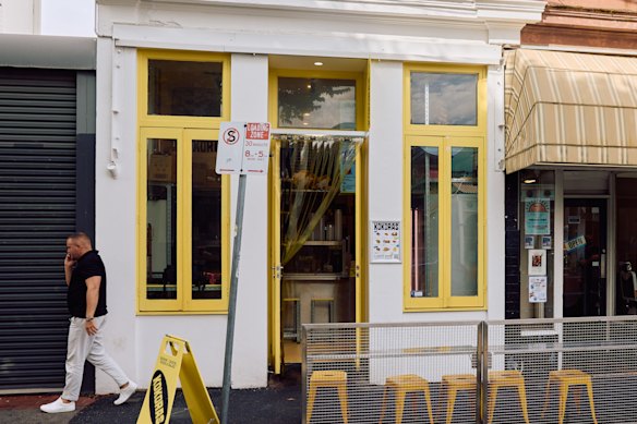 Kokoras is the new charcoal chicken joint by the Tzaki team.