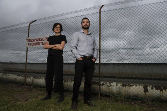 Environmental campaigner Felicity Wade and AMWU leader Steve Murphy outside the site of the demolished Clyde Petrochemical Plant in Rosehill.