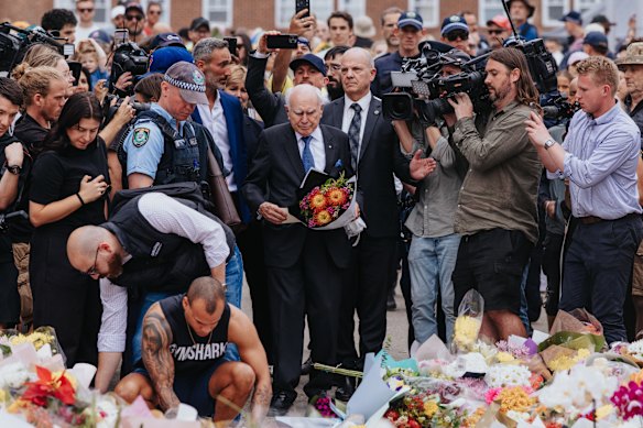 Former Australian prime minister John Howard at the Bondi Pavilion memorial site.