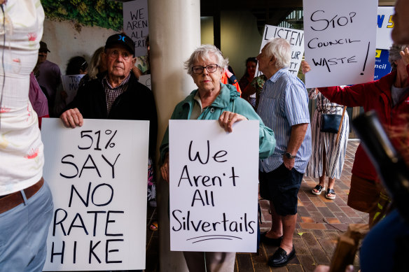 Protesters rally against a proposed 40 per cent rate rise in the northern beaches.